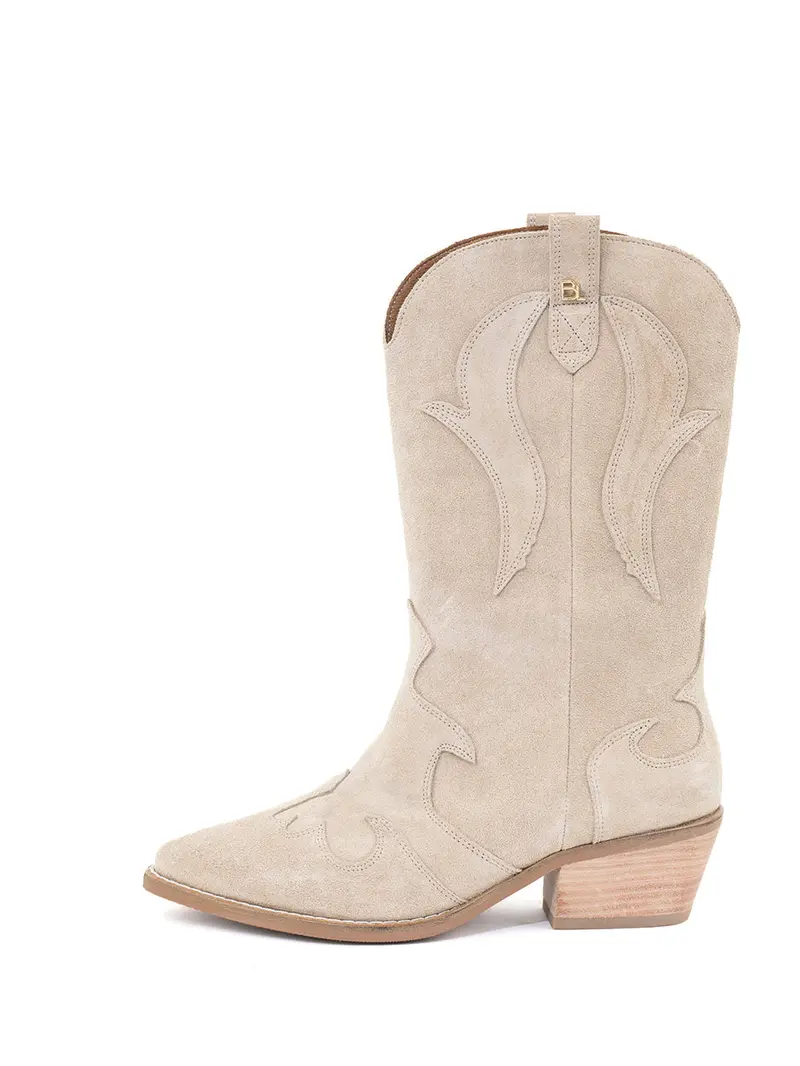 Elody Beige Western-Style Boots 1