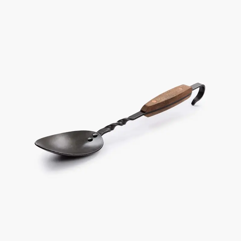 Ergonomic Chef Spoon For Outdoor Cooking 1