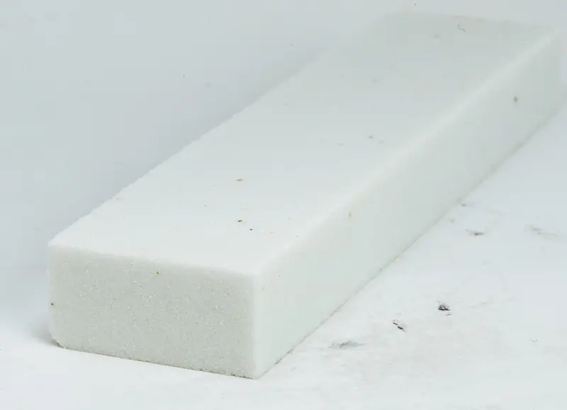 Hp32 – 8-Inch × 2-Inch × 1-Inch White Rubbing Stone (60 Grit) 1