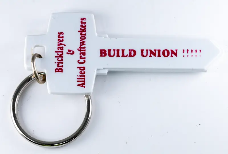 Kr02 Custom Keychain – Bac-Branded Metal Ring 1
