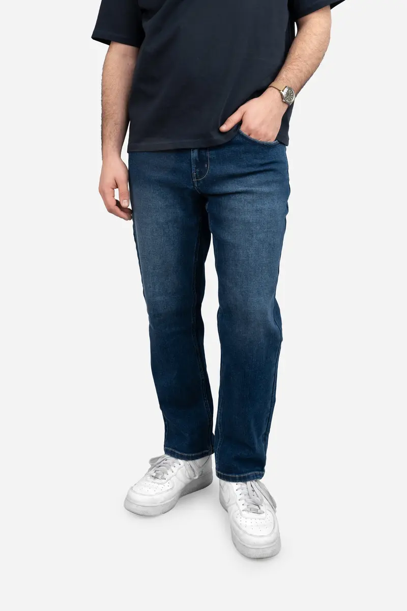Medium-Wash Straight-Fit Stretch Jeans 1
