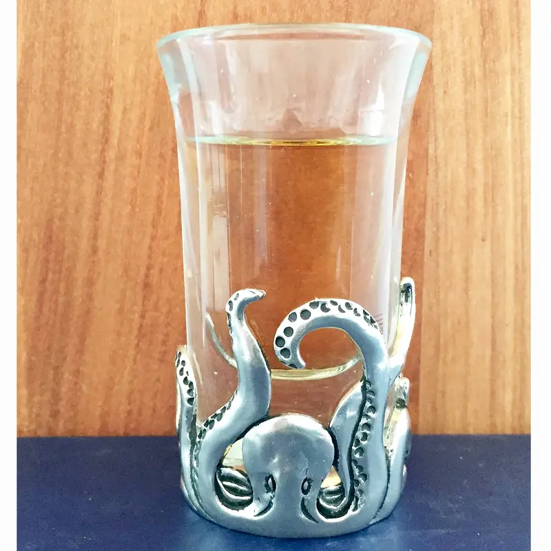 Octopus-Shaped Shot Glass – Playful Ocean-Inspired Drinkware 1