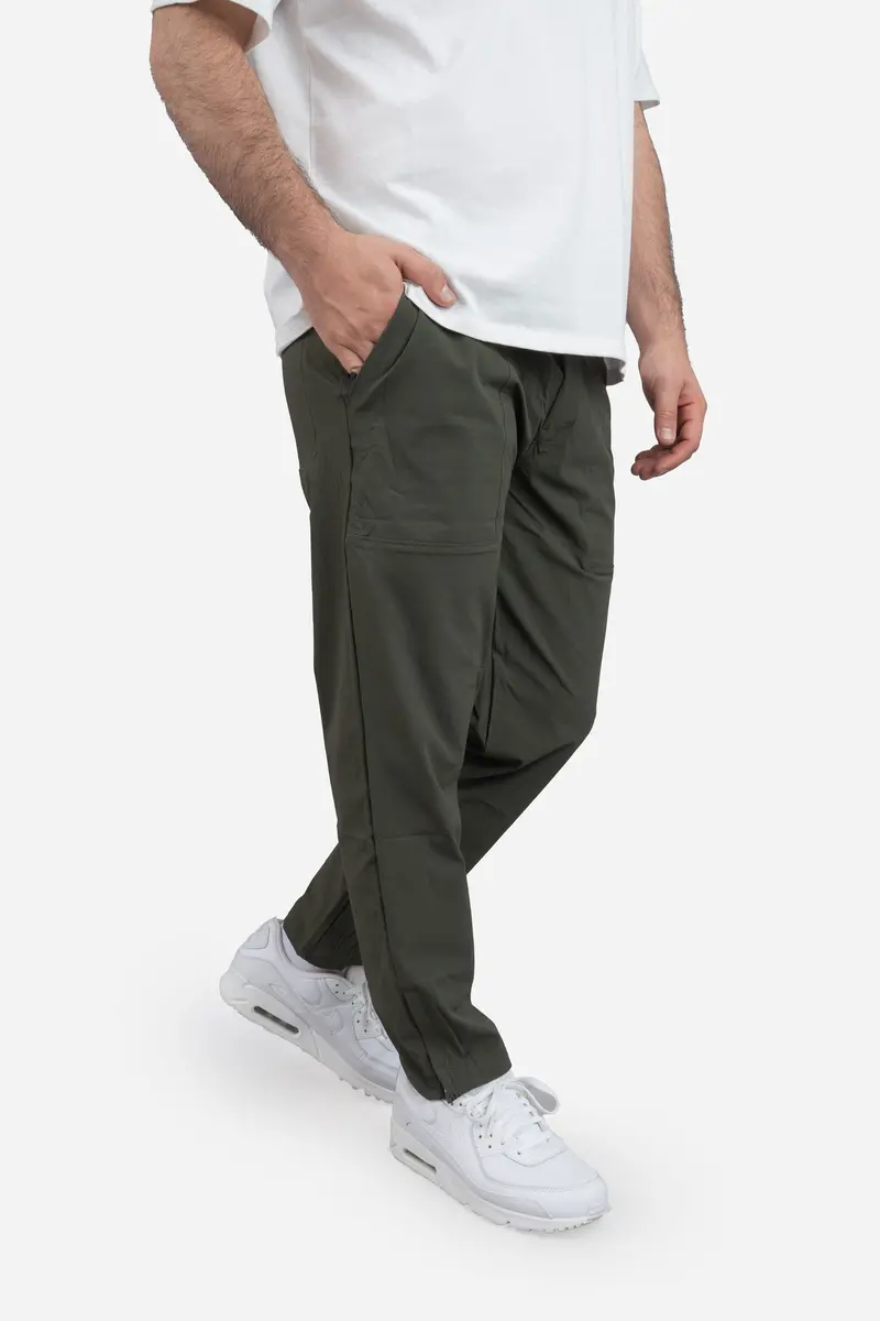 Strata Trek Pants In Moss Green 1