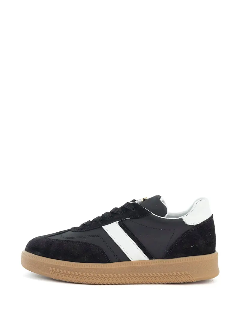 Yessy Contrast Black & White Sneakers 1