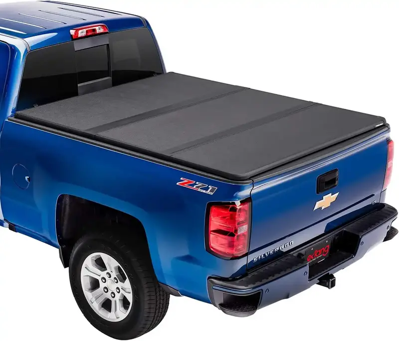 Extang Solid Fold 2.0 Hard Tonneau Cover – Custom Fit For 2022–2023 Nissan Frontier With 5-Foot Bed 1