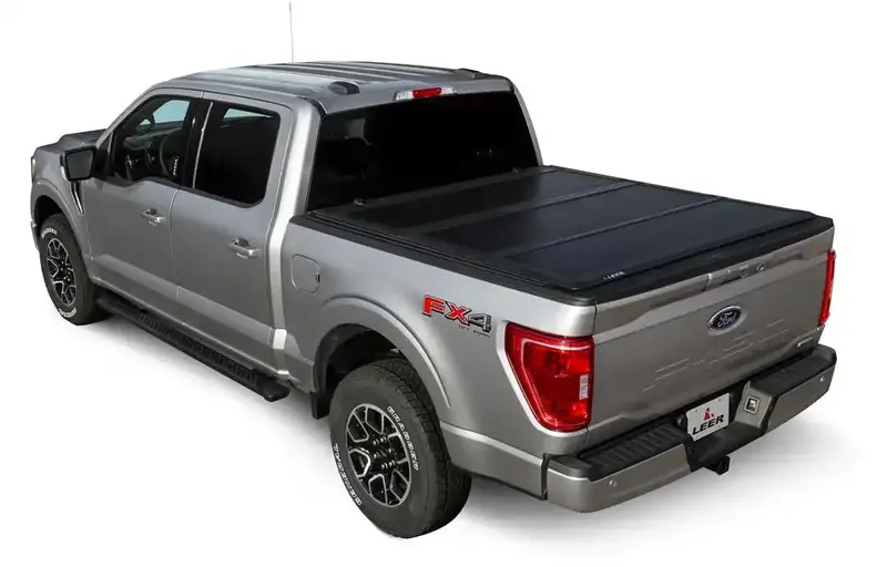 Leer 631335 Retractable Truck Cap For Nissan Frontier 4'10" Bed – Compatible With Or Without Roof Rack 1